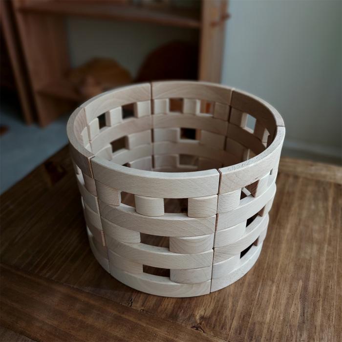 Abel-Golden-Ratio-Mini-24-03