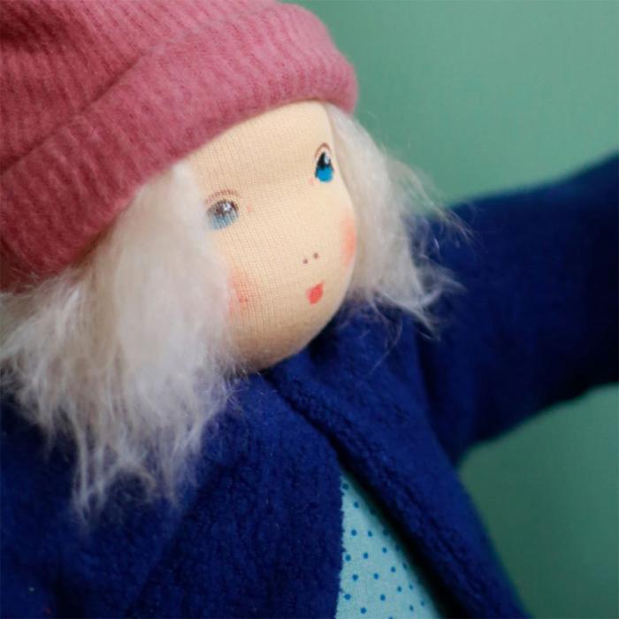 Nanchen-Natur-Anziehpuppe-Alma-03