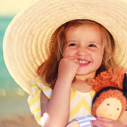 Nanchen-Natur-Anziehpuppe-Sonnenkind-Nora-02