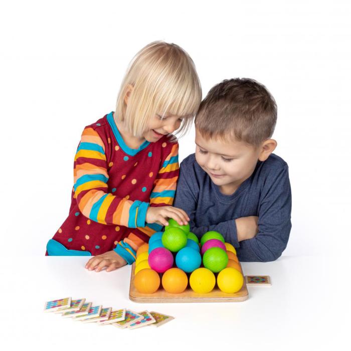 Erzi-Stapelspiel-Fröbel-Kugeln-42269-04.jpg