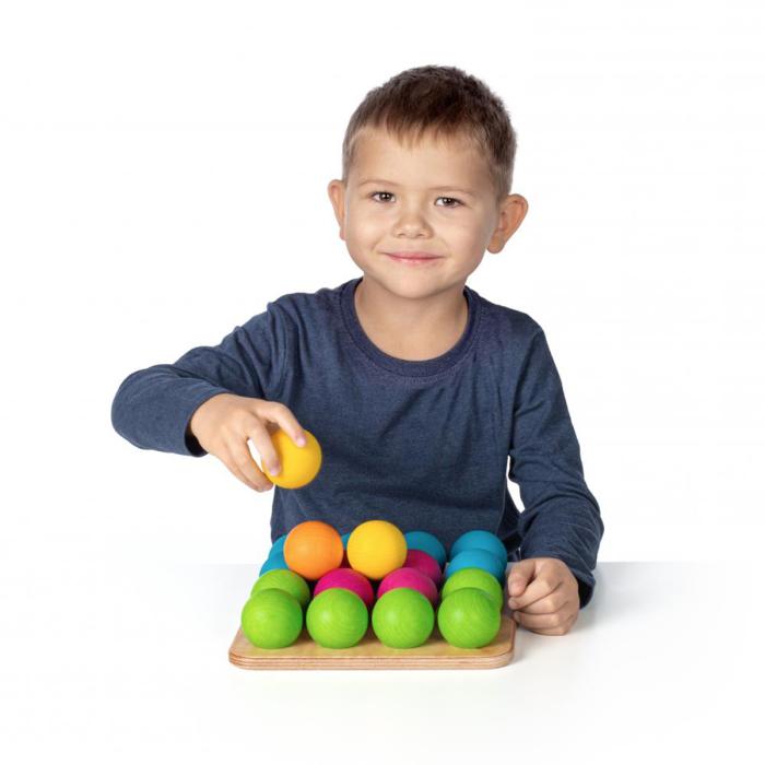 Erzi-Stapelspiel-Fröbel-Kugeln-42269-03.jpg