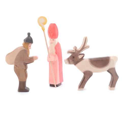 Ostheimer-St.-Nikolaus-mit-Rentier-und-Knecht-Ruprecht.jpg