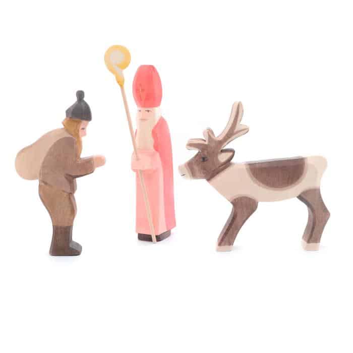 Ostheimer-St.-Nikolaus-mit-Rentier-und-Knecht-Ruprecht.jpg