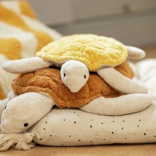Senger-Naturwelt-Kuscheltier-Schildkröte-klein-safran-03.jpg