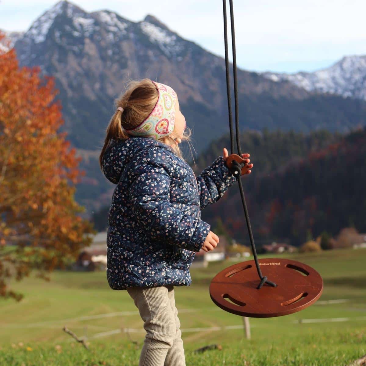 Naturkind-Tellerschaukel-braun-05.jpg