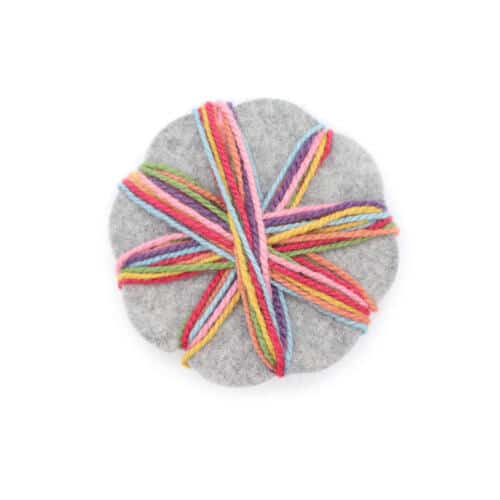 Filges-Filzblume-mit-Wolle-01.jpg